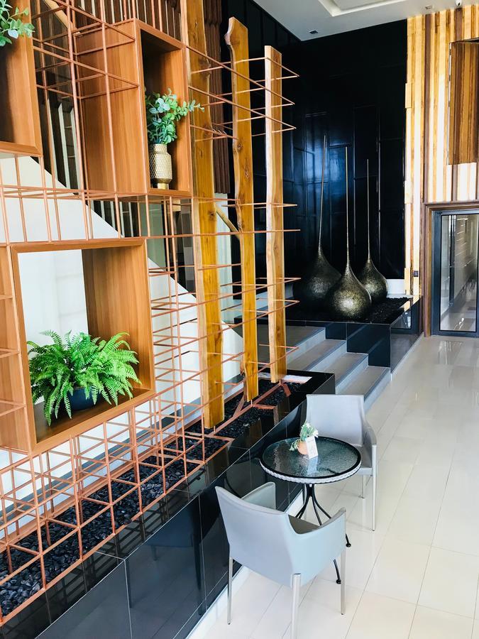 Astra Suites Central Τσιάνγκ Μάι Εξωτερικό φωτογραφία